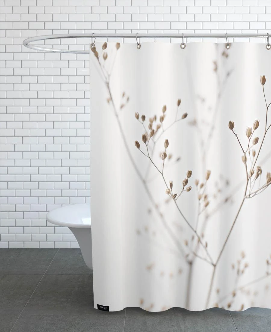 Juniqe Duschvorhang "Wild Flower Natural Beige 1" In Cremeweiß – Bild 3