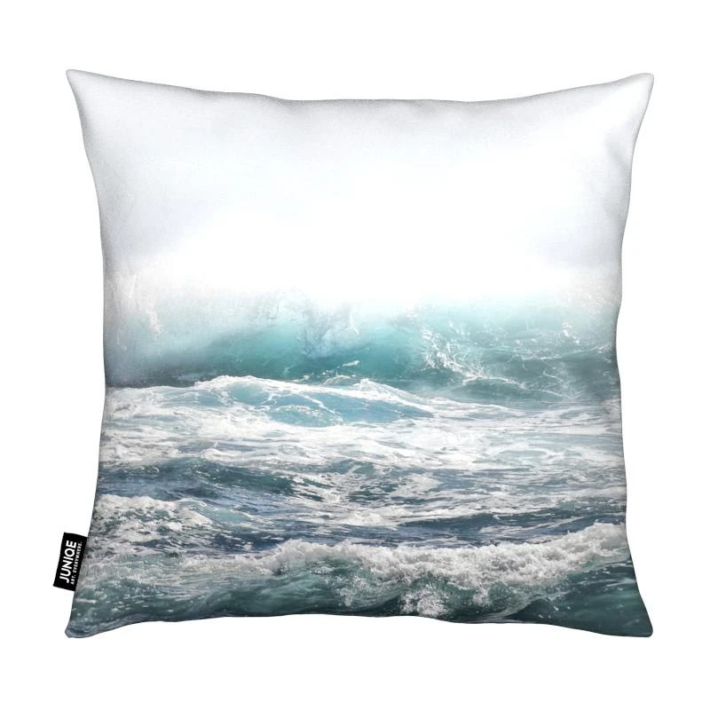 Juniqe Kissen "Big Splash Hawaii" In Blau & Weiß – Bild 2