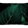 Juniqe Kissen "Dark Leaves 1" In Grün & Schwarz