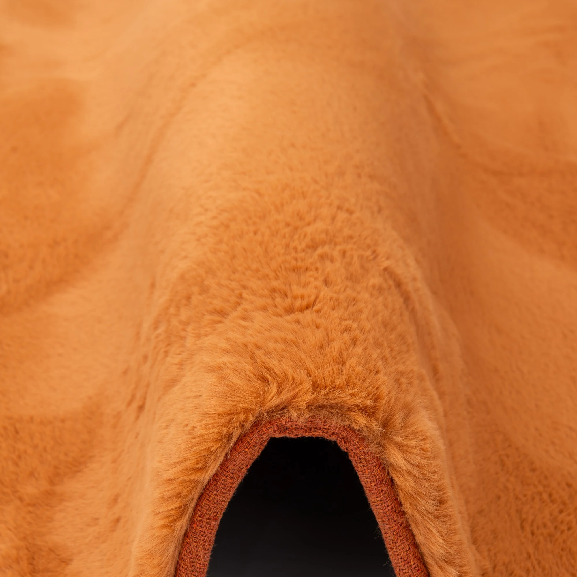 Pergamon Luxus Super Soft Fellteppich Plush Rund In Zwart – Bild 4