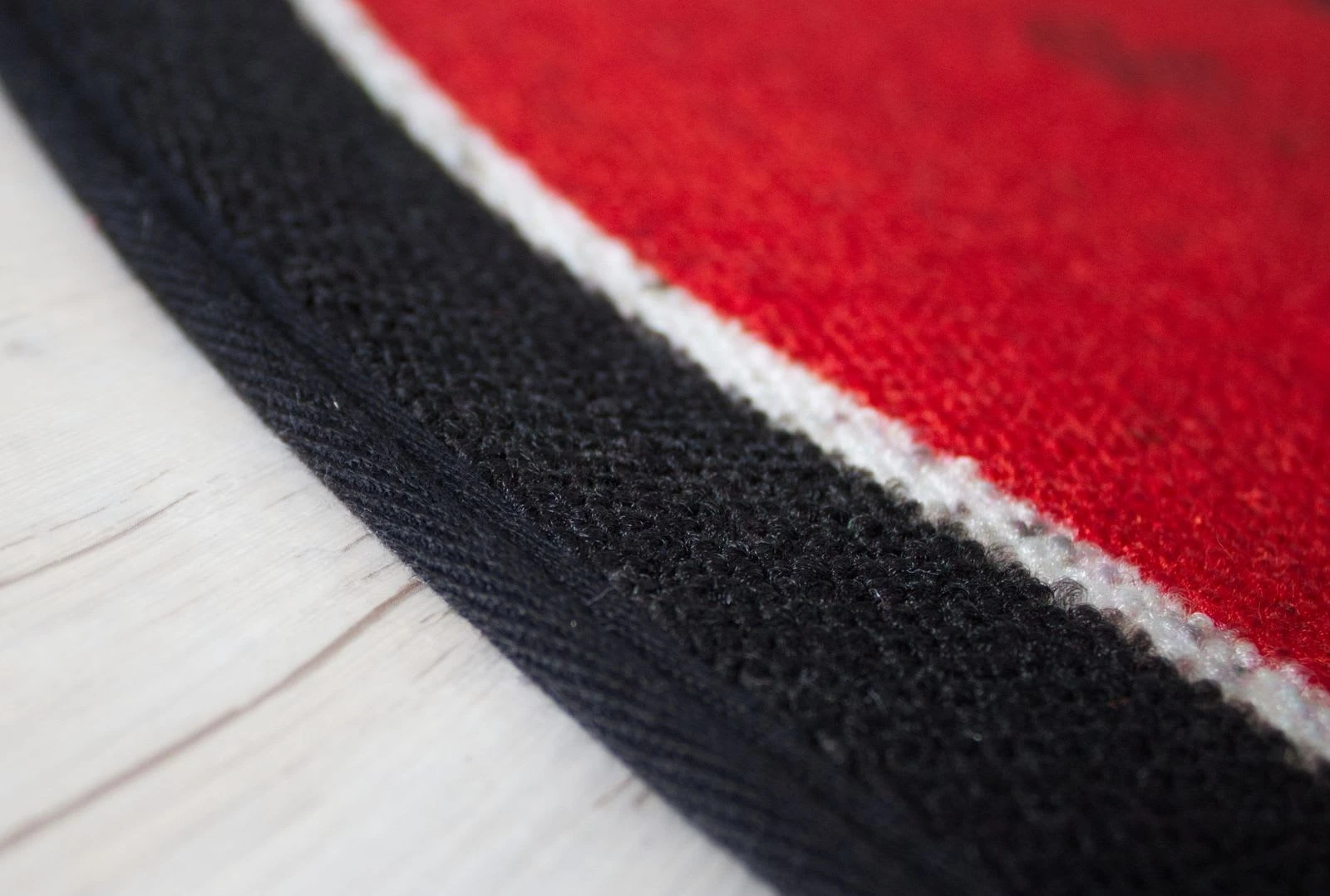 Rockbites AC/DC Face Teppich In Rot – Bild 6