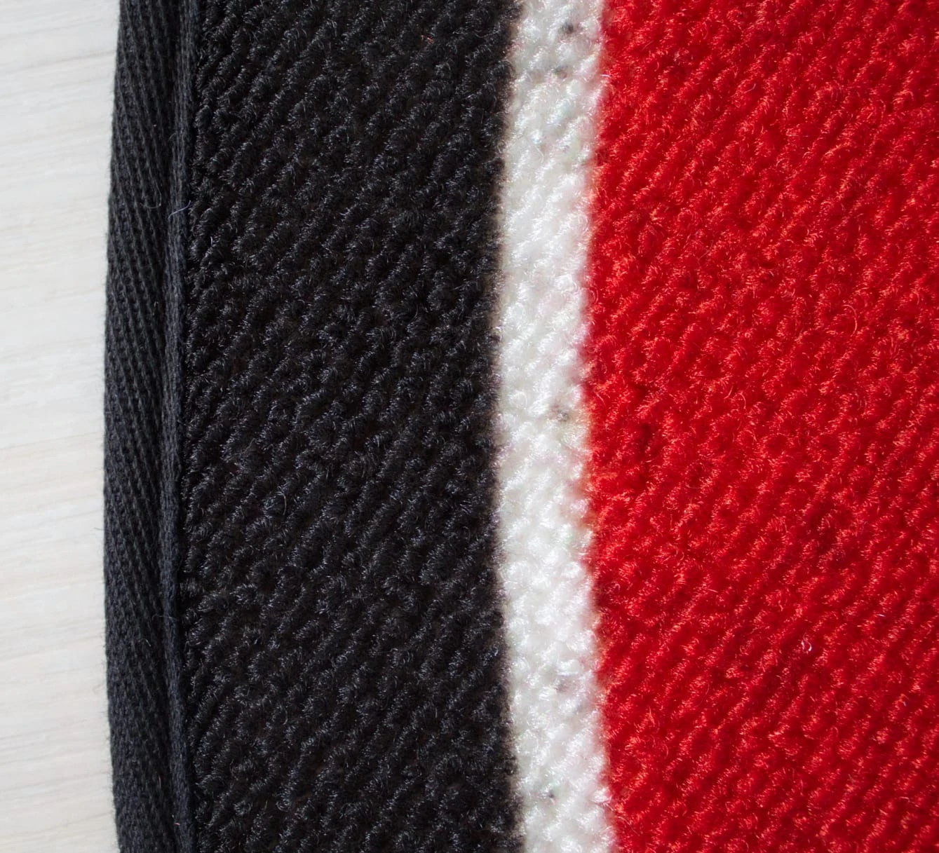 Rockbites AC/DC Face Teppich In Rot – Bild 8